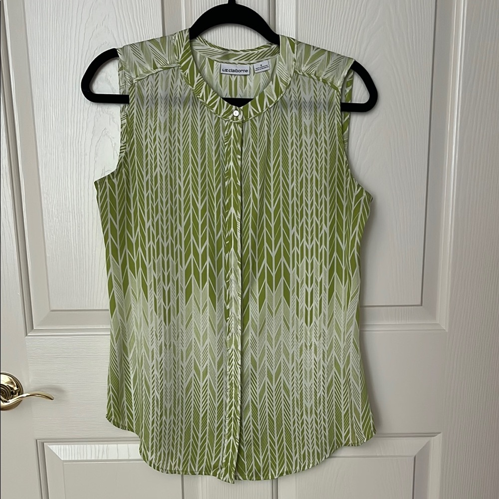 Liz Claiborne Green Sleeveless Button Down Shirt
